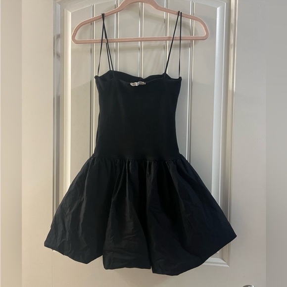 ZARA NWT WOMAN SS24 BALLOON MINI DRESS BLACK - Picture 6 of 8